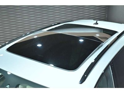 صورة مصغرة 2 لـ 2023 Bentley BENTAYGA