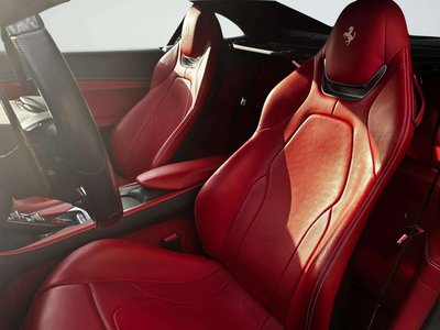 صورة 12 لـ 2019 Ferrari PORTOFINO