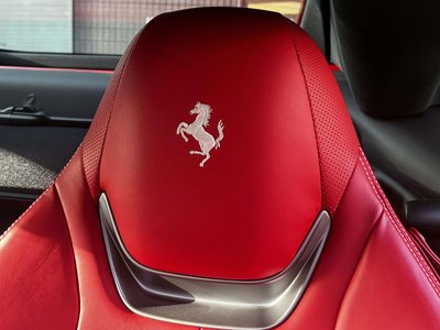 صورة 14 لـ 2019 Ferrari PORTOFINO