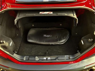 صورة 16 لـ 2019 Ferrari PORTOFINO