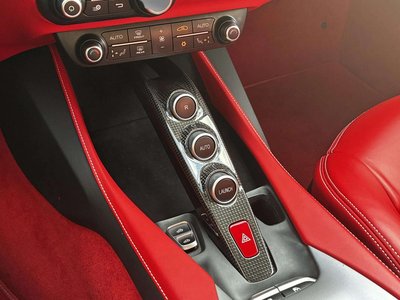 صورة 11 لـ 2019 Ferrari PORTOFINO