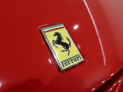 صورة 46 لـ 2010 Ferrari 458 ITALIA