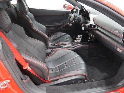 صورة 31 لـ 2010 Ferrari 458 ITALIA