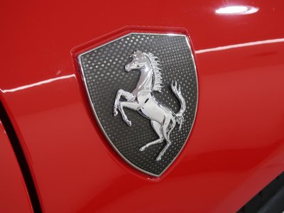 صورة 47 لـ 2010 Ferrari 458 ITALIA