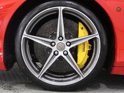 صورة 57 لـ 2010 Ferrari 458 ITALIA