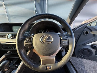 2016 Lexus GS F photo 14