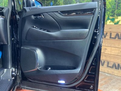 2023 Toyota ALPHARD — фото 41