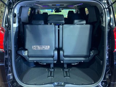 2023 Toyota ALPHARD — фото 37