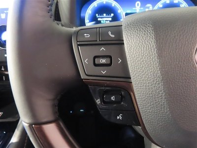 2025 Toyota ALPHARD — фото 10