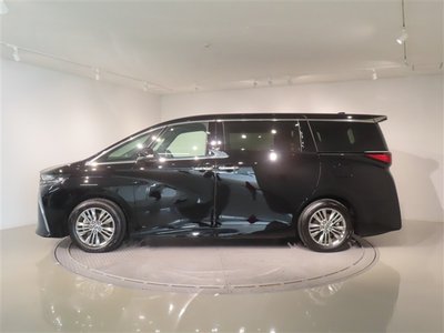 2025 Toyota ALPHARD — фото 2