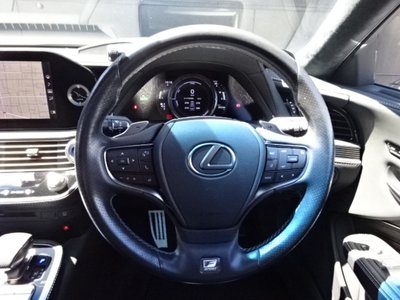 2021 Lexus LS — миниатюра 15