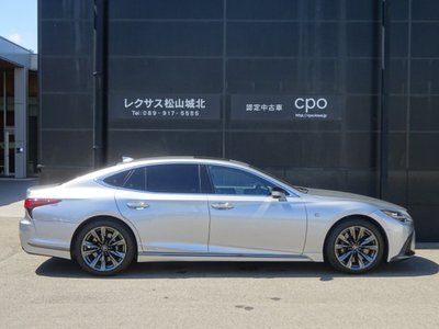 2021 Lexus LS — миниатюра 7