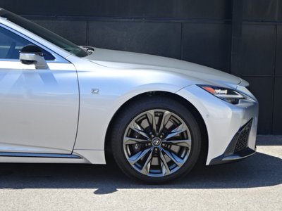 2021 Lexus LS — миниатюра 9
