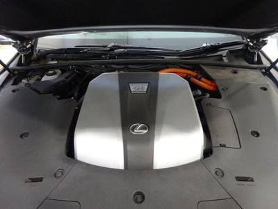 2021 Lexus LS — миниатюра 19