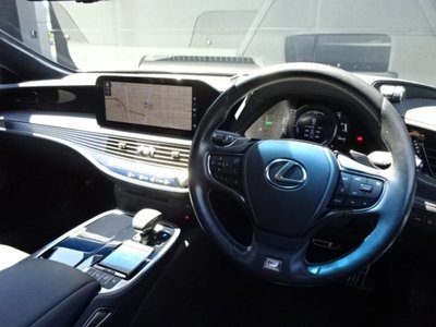 2021 Lexus LS — миниатюра 14