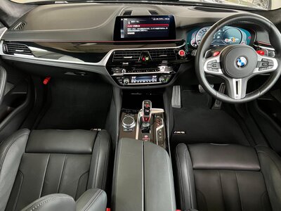 2019 BMW M5 — миниатюра 25