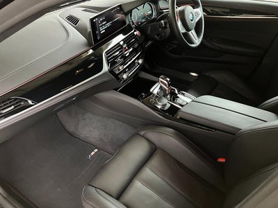 2019 BMW M5 — миниатюра 31