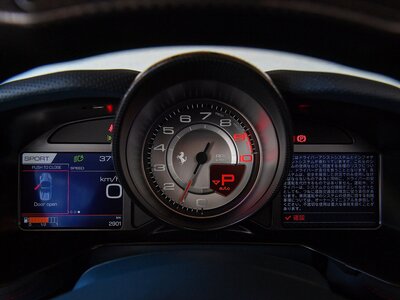 2021 Ferrari 812 GTS 照片 11