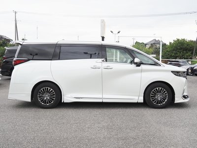 صورة 9 لـ 2025 Toyota ALPHARD