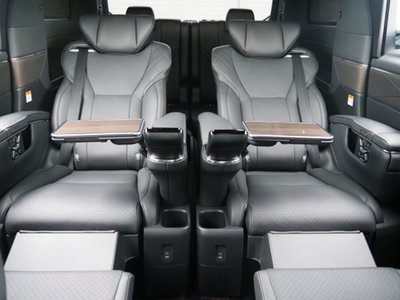 صورة 31 لـ 2025 Toyota ALPHARD