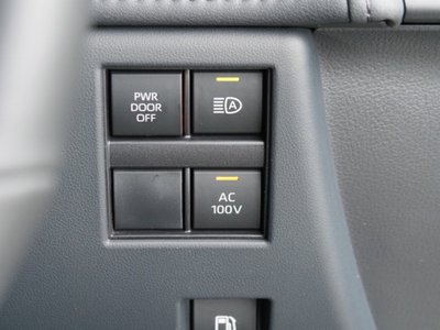صورة 65 لـ 2025 Toyota ALPHARD