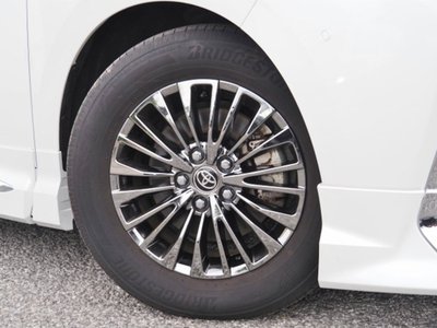 صورة 20 لـ 2025 Toyota ALPHARD