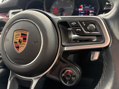 2020 Porsche MACAN photo 13