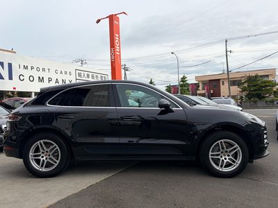 2020 Porsche MACAN photo 8