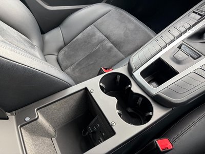 2020 Porsche MACAN photo 25