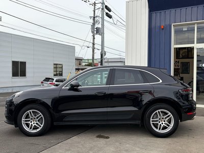 2020 Porsche MACAN photo 4