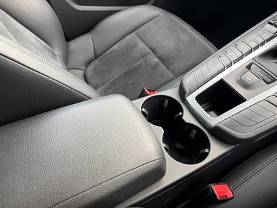 2020 Porsche MACAN photo 24