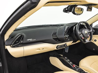 2019 Ferrari 488 SPIDER — фото 16