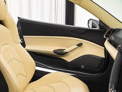 2019 Ferrari 488 SPIDER 缩略图 20