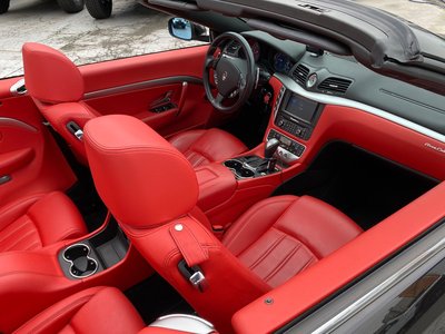 2012 Maserati GRANCABRIO — фото 23