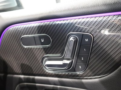 2025 Mercedes-BENZ GLB thumbnail 43