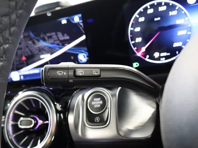 2025 Mercedes-BENZ GLB thumbnail 40