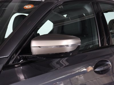 2021 BMW 3 SERIES photo 8