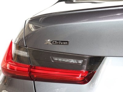 2021 BMW 3 SERIES photo 15