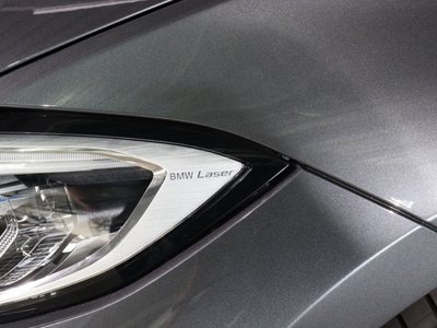 2021 BMW 3 SERIES photo 6