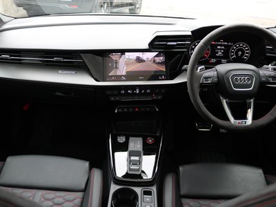 صورة 9 لـ 2024 AUDI RS3 SEDAN
