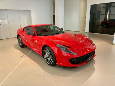 2019 Ferrari 812 SUPERFAST 缩略图 4