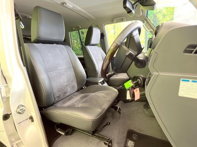 2025 Toyota LAND CRUISER 70 — миниатюра 8