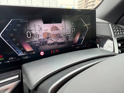 2025 BMW X5 thumbnail 38
