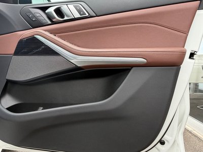 2025 BMW X5 thumbnail 24