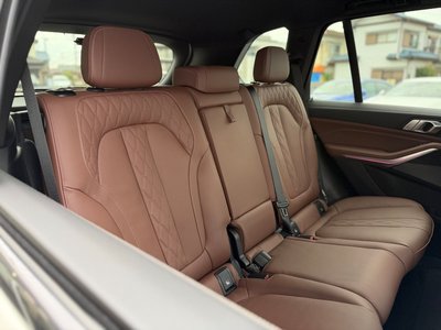 2025 BMW X5 thumbnail 39