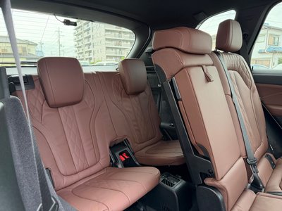 2025 BMW X5 thumbnail 43