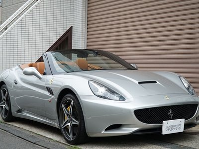 2011 Ferrari CALIFORNIA 照片 1