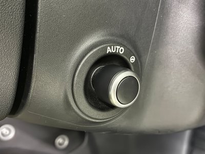 2023 LAND Rover DEFENDER thumbnail 22