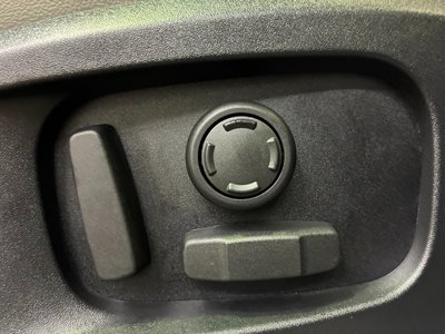 2023 LAND Rover DEFENDER thumbnail 23