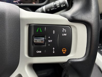 2023 LAND Rover DEFENDER photo 9